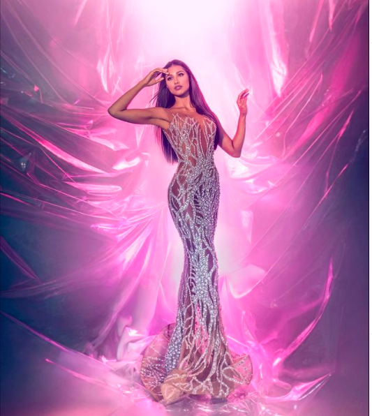 Nhan sắc của tân Hoa hậu Hoàn vũ Puerto Rico khiến Kim Duyên &quot;dè chừng&quot; ở Miss Universe 2021 - Ảnh 4.