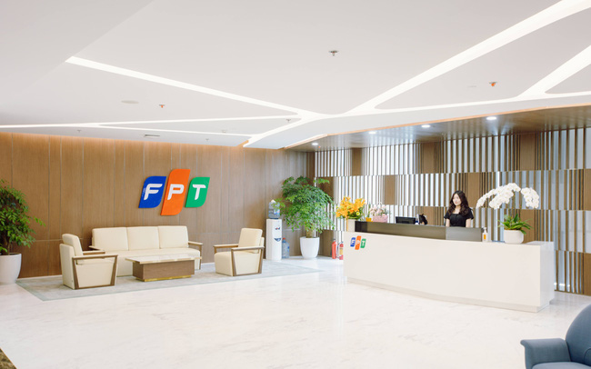 FPT thu lãi về gần 17 tỷ đồng/ngày - Ảnh 1.