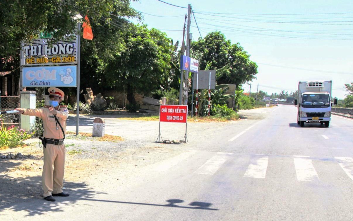Ninh Thuận: Dừng hoạt động các chốt kiểm soát dịch Covid-19 trên các tuyến quốc lộ và ga đường sắt Tháp Chàm