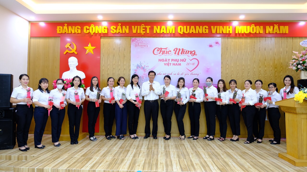 VPĐD Agribank khu vực Tây Nam Bộ tổ chức kỷ niệm 91 năm Ngày thành lập Hội Liên hiệp phụ nữ Việt Nam - Ảnh 2.