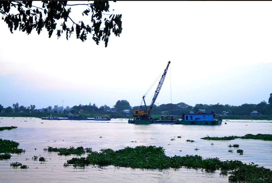 DN trúng mỏ cát gần 3 nghìn tỷ nhưng muốn xin lại tiền cọc, Bộ Tư pháp phản hồi thế nào? - Ảnh 2.