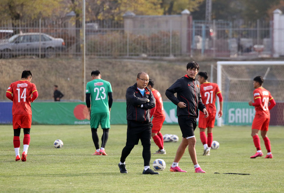 Đối thủ của U23 Việt Nam tại vòng loại U23 châu Á 2022 là... sinh viên và công nhân - Ảnh 1.