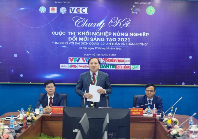 Sợi chuối tưởng bỏ đi nay được lên đời, giành ngay giải Nhất cuộc thi khởi nghiệp nông nghiệp - Ảnh 1.