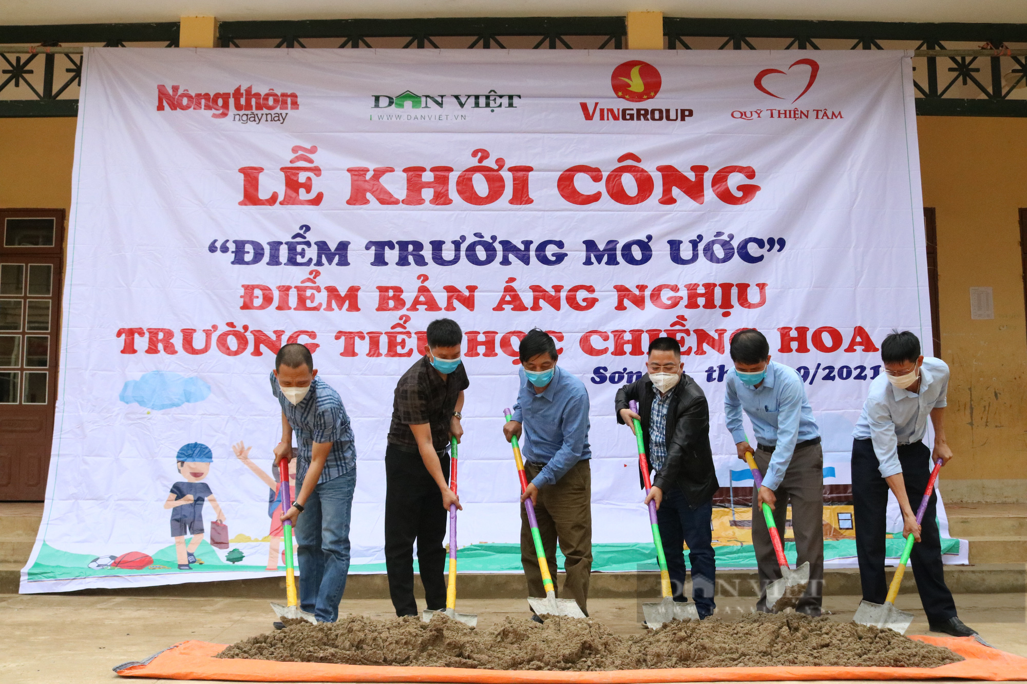 Báo NTNN/Dân Việt khởi công điểm trường mơ ước ở vùng quê nghèo Sơn La - Ảnh 2.