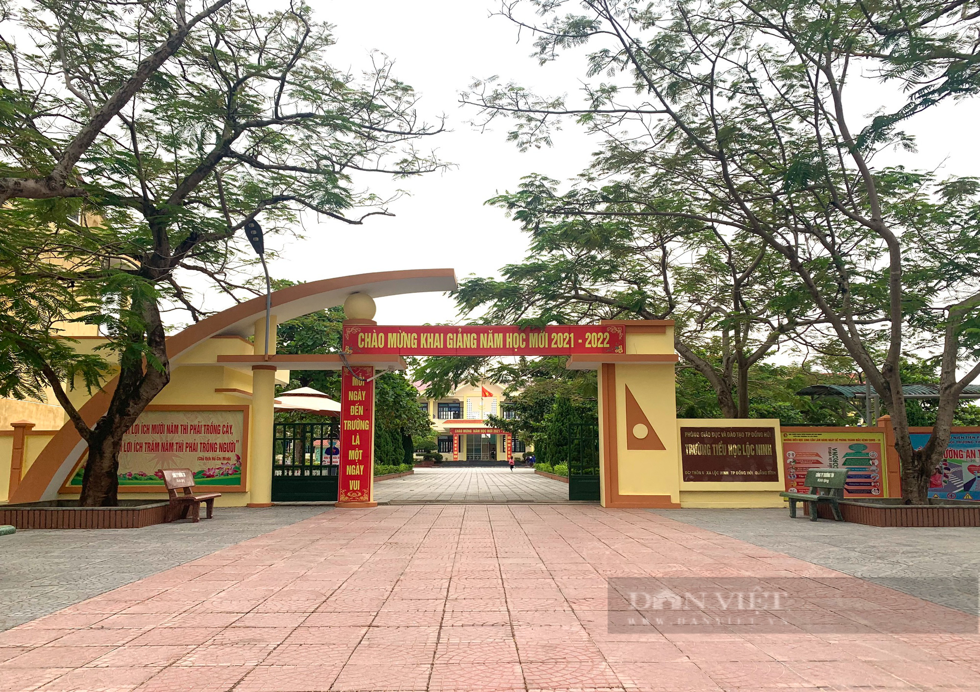 Vụ Trường Tiểu học Lộc Ninh (Quảng Bình) thu tiền để mua điều hòa, tivi: &quot;Thu không đúng sẽ xử lý&quot; - Ảnh 2.