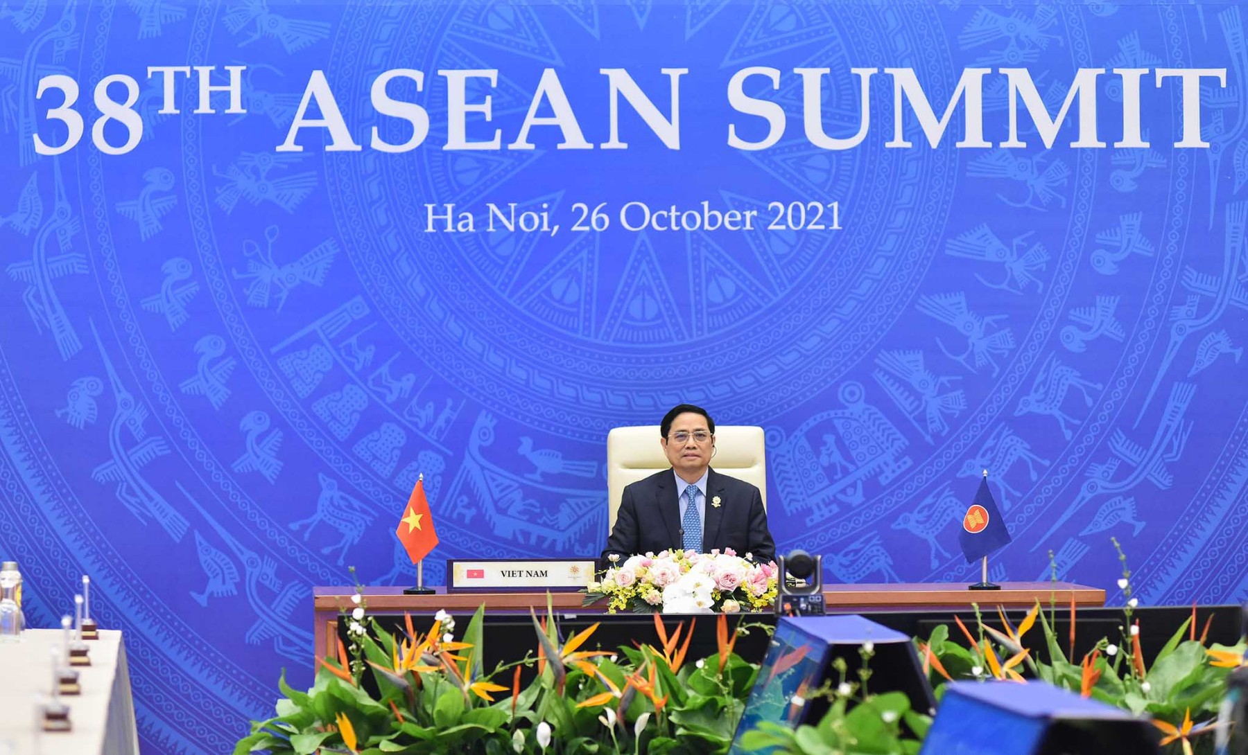 Thủ tướng đề nghị ASEAN định vị chỗ đứng mới trong thế giới đang tái định hình - Ảnh 1.