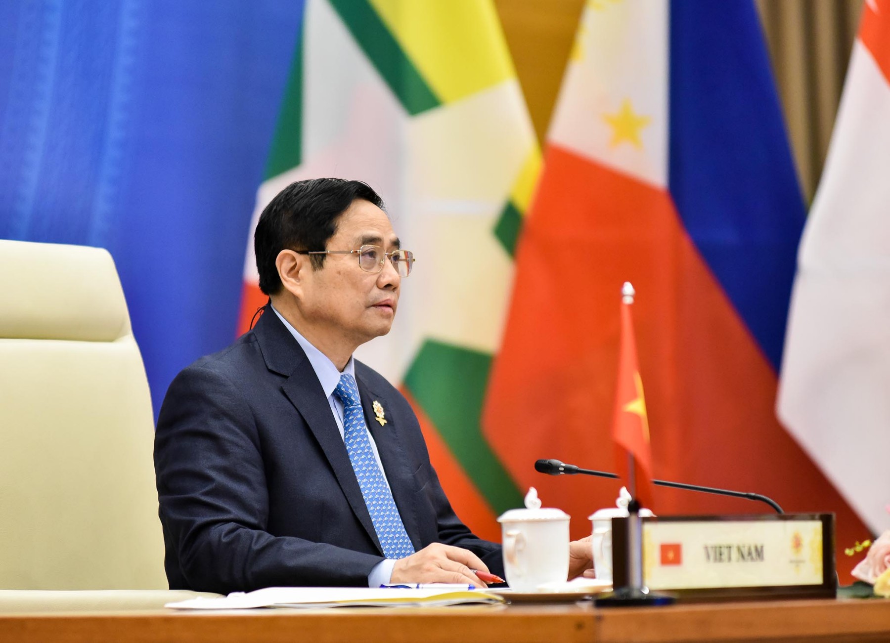 Thủ tướng đề nghị ASEAN định vị chỗ đứng mới trong thế giới đang tái định hình - Ảnh 3.