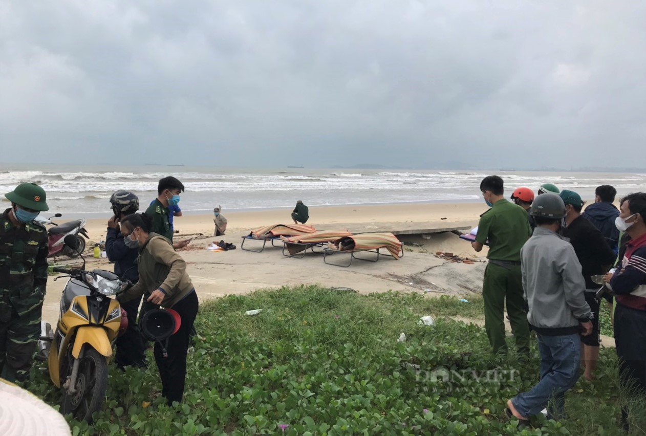Gặp nạn ở biển Quảng Ngãi, thi thể 3 ngư dân trôi dạt vào bờ biển Quảng Nam - Ảnh 1.