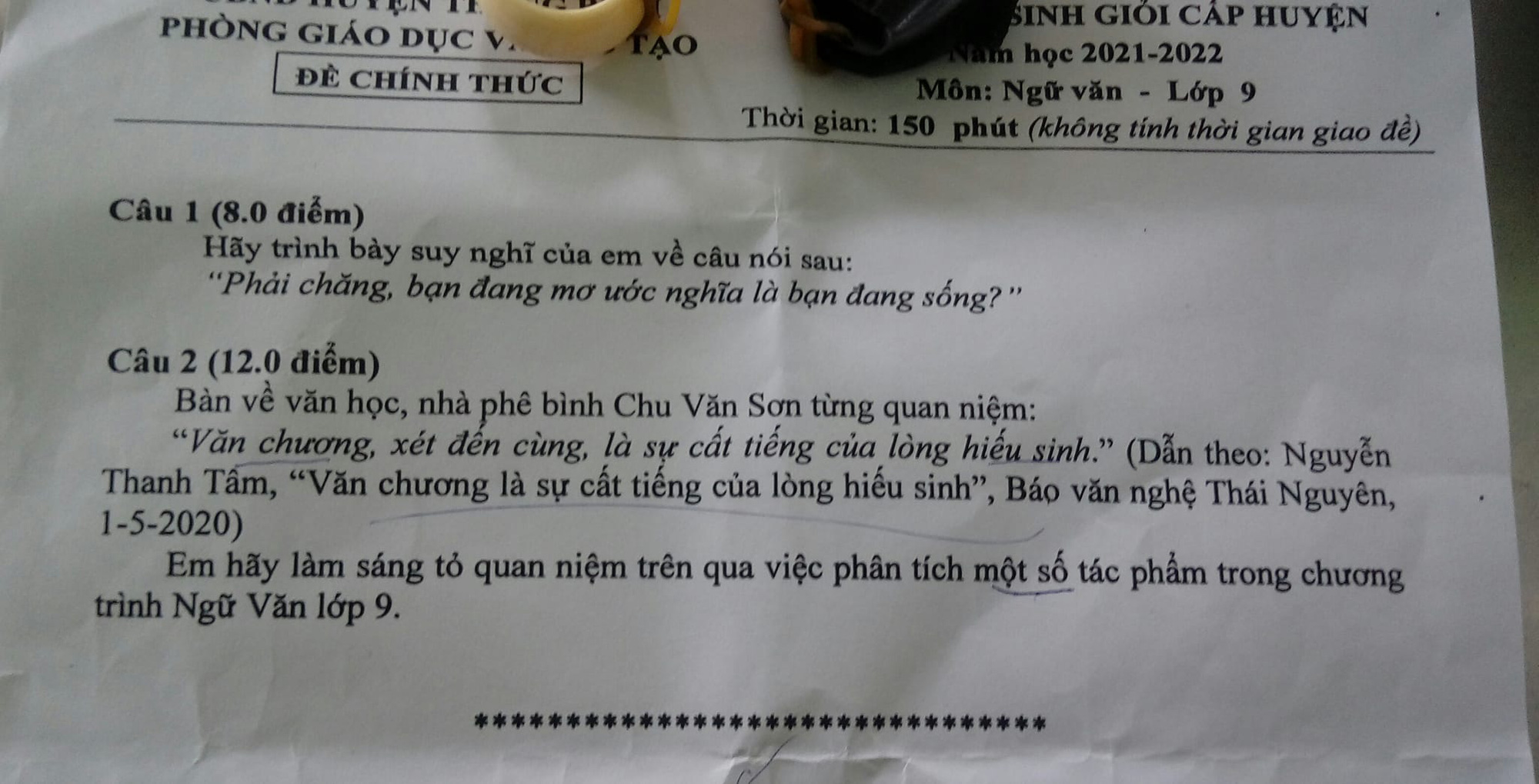 Đề thi học sinh giỏi Văn lớp 9 yêu cầu phân tích 2 chữ mà khiến giáo viên cũng rối não, toát mồ hôi - Ảnh 1.