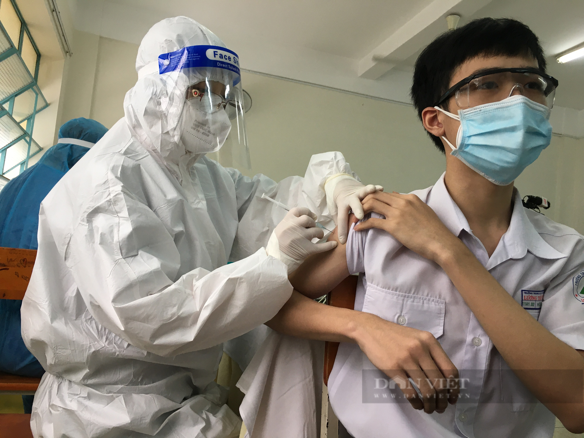 Phó Chủ tịch TP.HCM: &quot;Tiêm vaccine cho trẻ khẩn trương nhưng không vội&quot; - Ảnh 5.