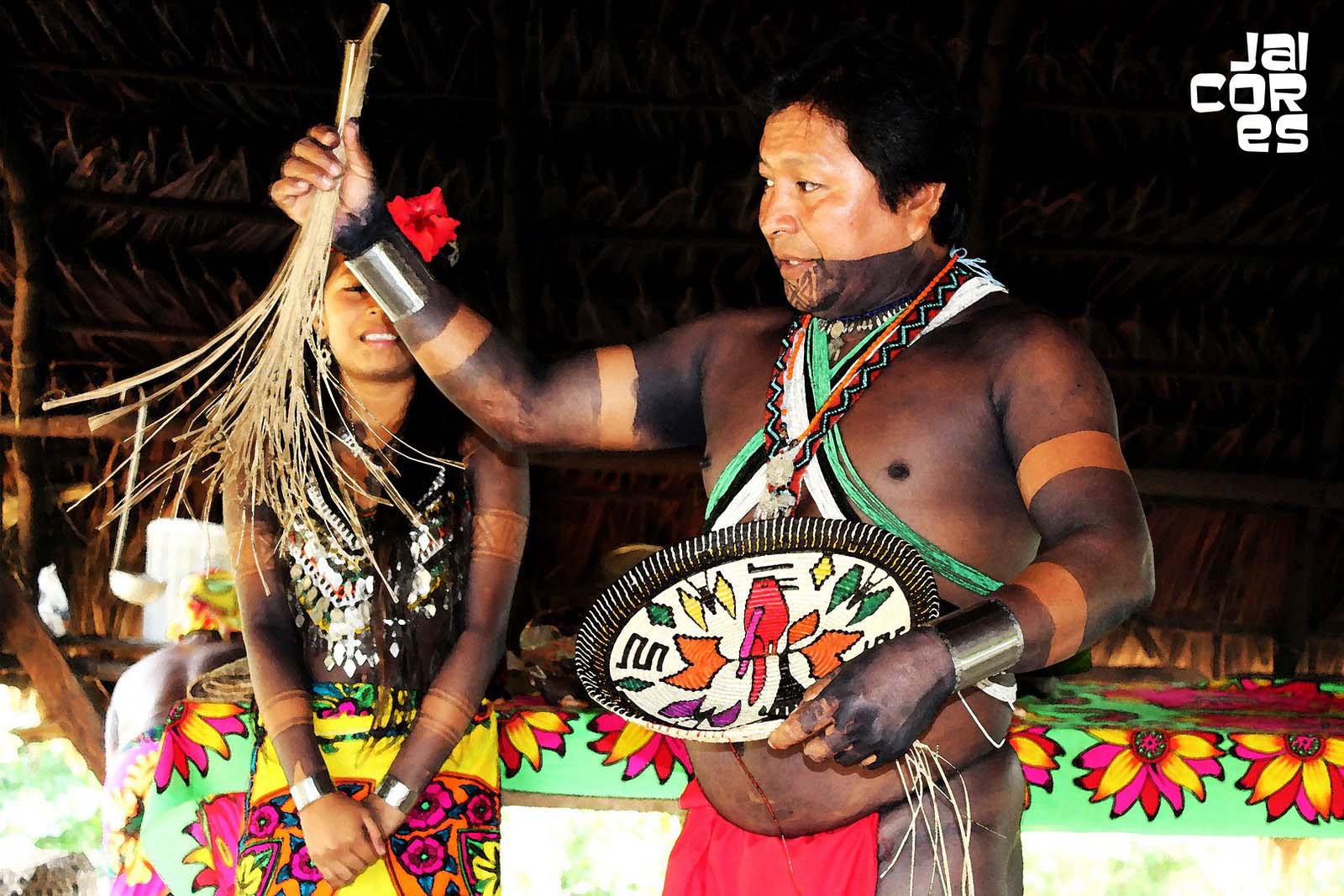 Độc đáo với cách chống nắng và ngụy trang của Bộ lạc Embera  - Ảnh 6.