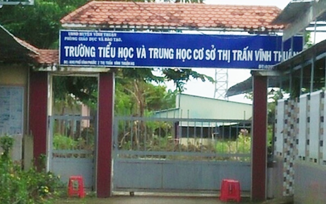 Phục hồi công tác hiệu trưởng không cho mượn trường làm điểm cách ly - Ảnh 1.