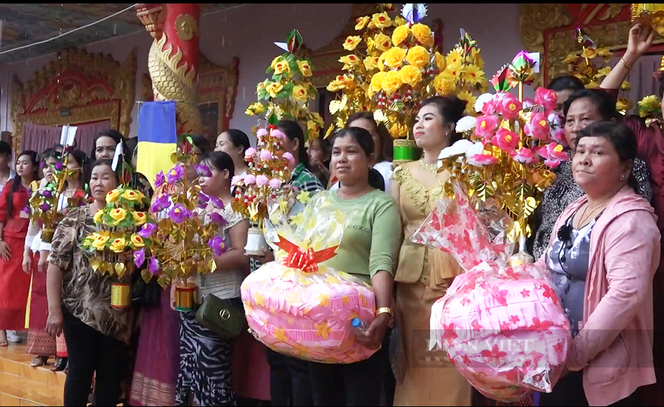 Lễ dâng y – nét văn hóa độc đáo của người Khmer Nam Bộ - Ảnh 5.