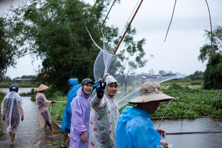 Kể chuyện làng: Mùa lụt – cất cá ở quê tôi - Ảnh 1.