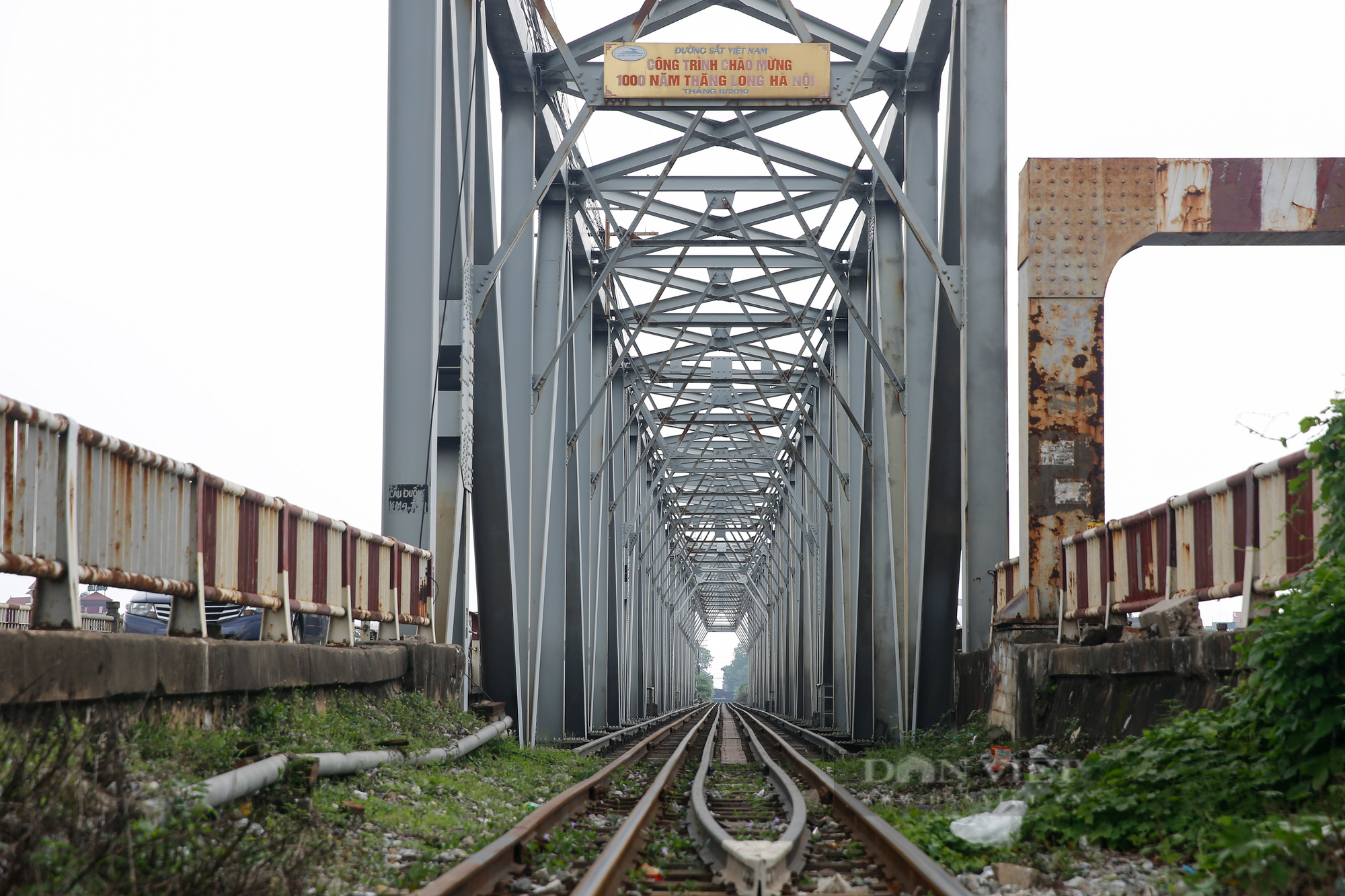 Hà Nội: Cận cảnh cây cầu xuống cấp nghiêm trọng được đề xuất xây mới trị giá gần 1800 tỷ đồng - Ảnh 11.