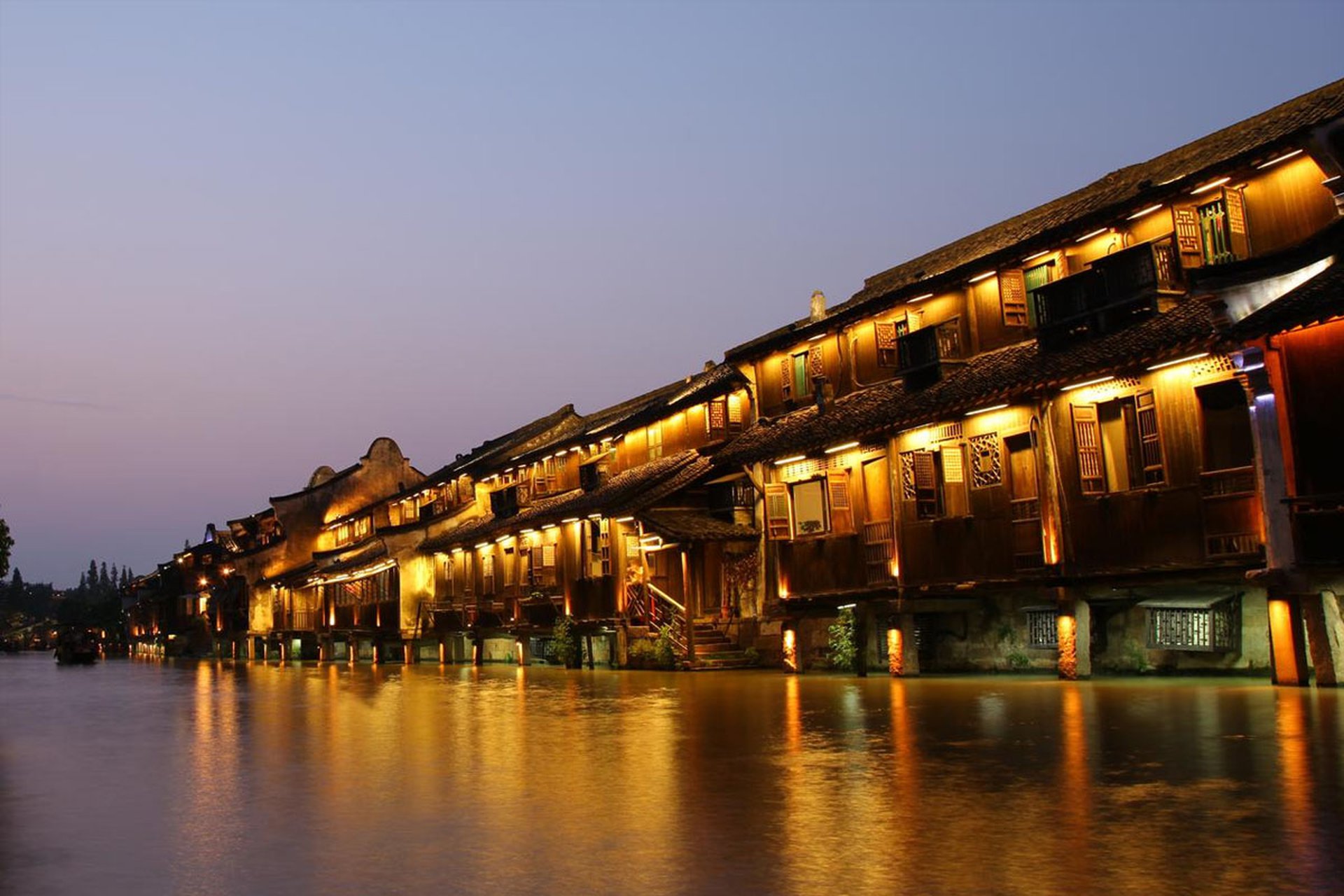 Wuzhen, thị trấn nghìn năm tuổi ở Trung Quốc - Ảnh 2.