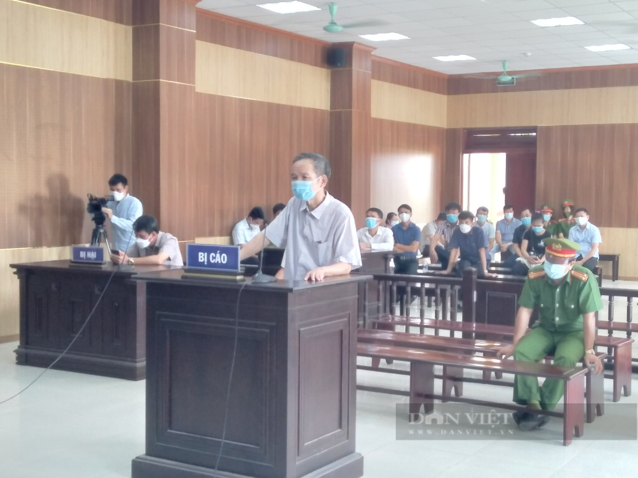 30 tháng tù giam cho cựu Phó Chủ tịch HĐND thị xã Nghi Sơn - Ảnh 1.