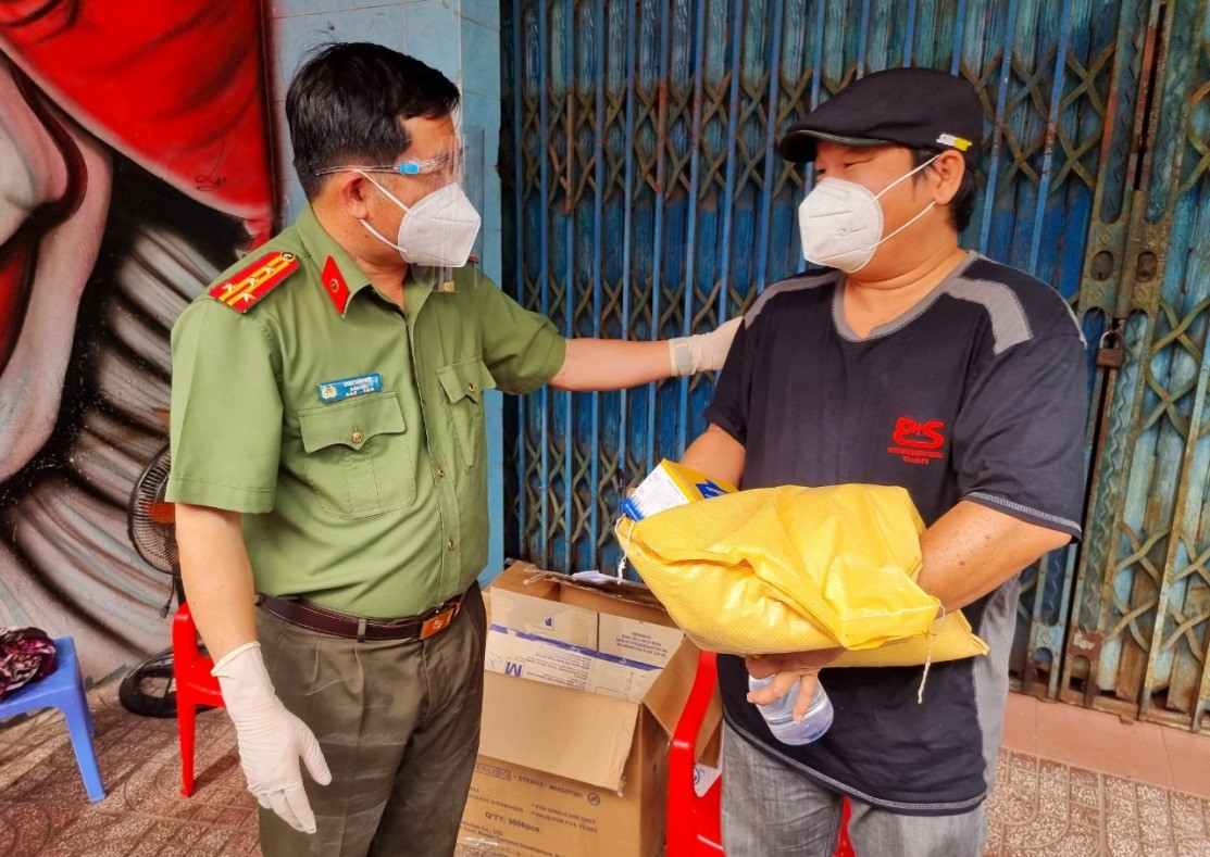 Đối tượng cắt ghép giọng nói Giám đốc Công an tỉnh An Giang có thể phải đối mặt với hình phạt nào? - Ảnh 1.