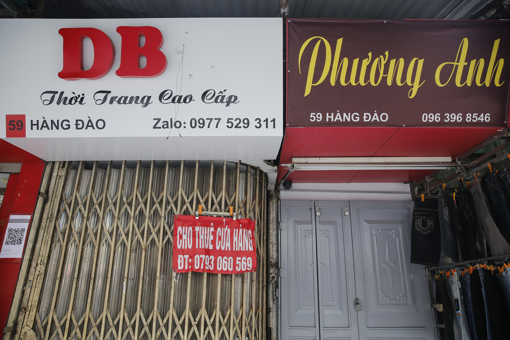 Giá thuê giảm 50%, chủ nhà vẫn bị “bùng” tiền tại phố buôn bán sầm uất nhất Hà Nội - Ảnh 8.