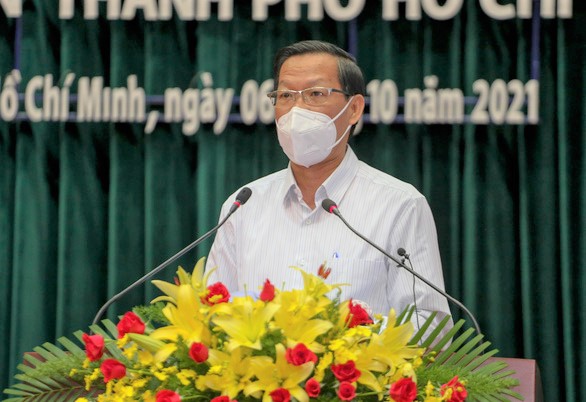Chủ tịch TP.HCM Phan Văn Mãi: Trân quý các lực lượng kề vai sát cánh cùng thành phố chống dịch - Ảnh 3.