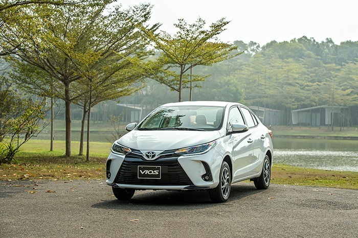Toyota Vios, Mitsubishi Xpander và các mẫu ô tô đang giảm giá, ưu đãi mạnh - Ảnh 1.