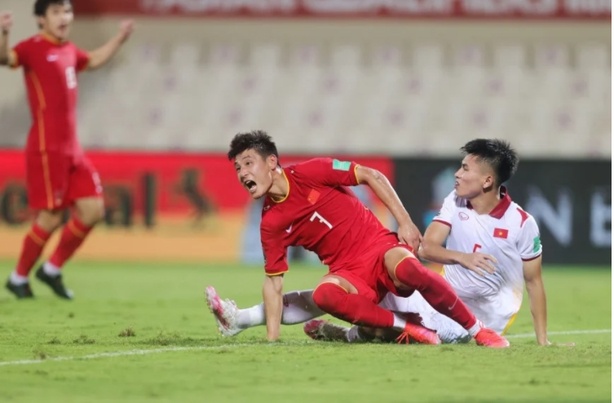 CĐV châu Á: Vỡ òa bàn thắng của Tiến Linh, tiếc cho ĐT Việt Nam - Ảnh 1.