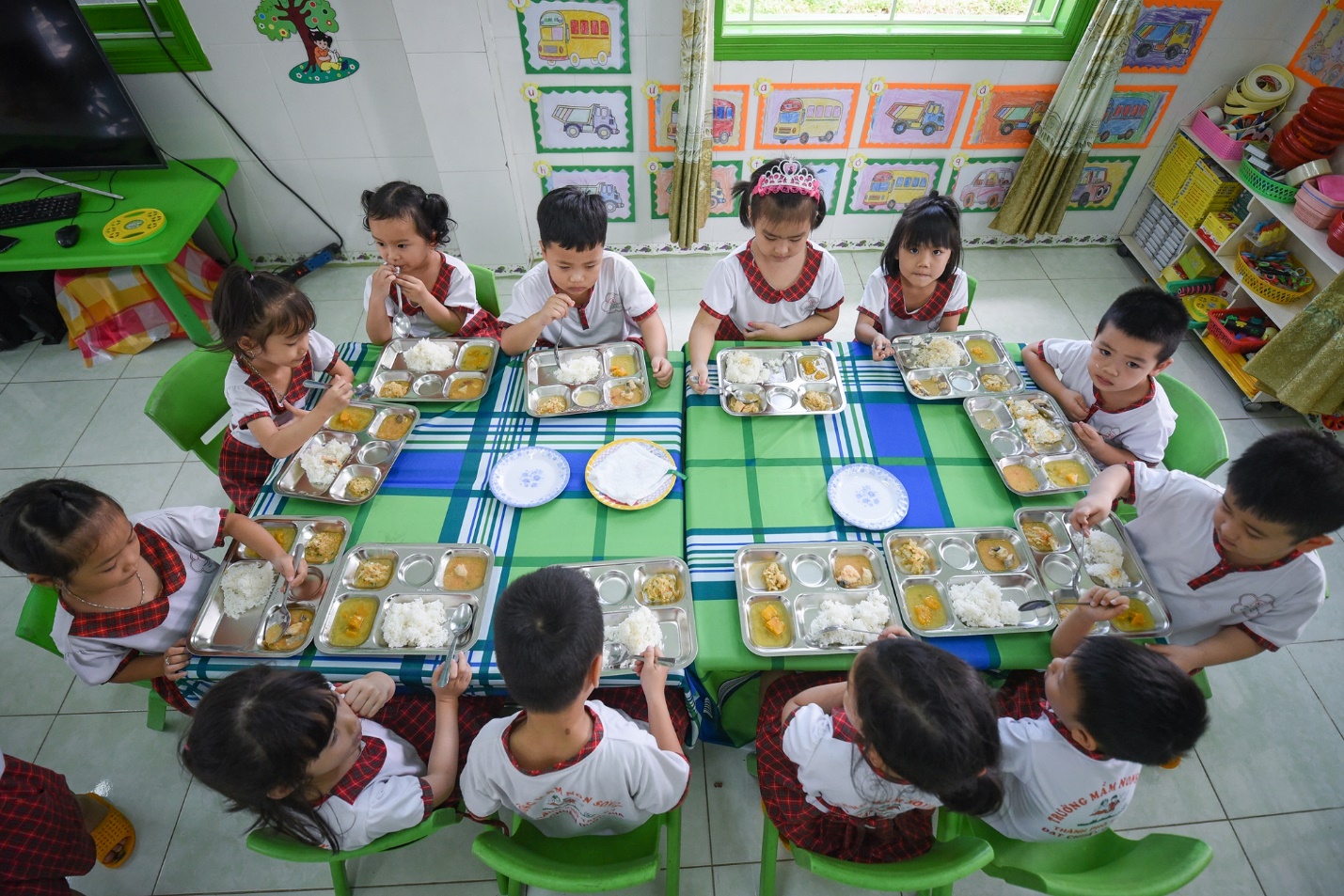 Tập đoàn TH đồng hành với Chính phủ chăm lo sức khỏe học đường cho trẻ em Việt Nam - Ảnh 2.