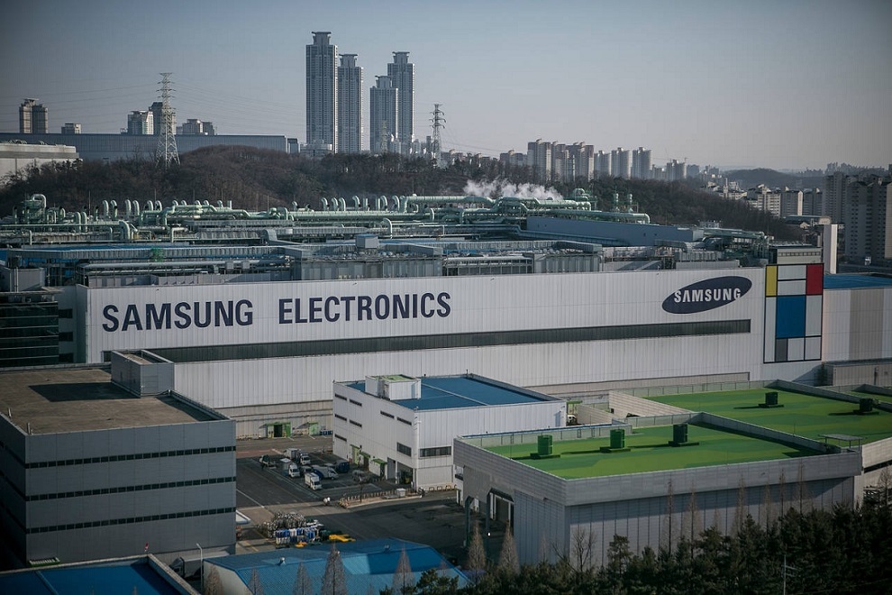 Samsung đã được hưởng lợi từ nhu cầu mạnh mẽ đối với điện thoại thông minh có thể gập lại của mình trong quý 3 năm nay. Ảnh: @AFP.