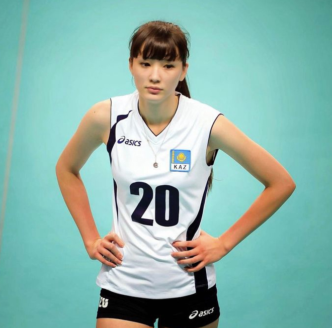 Nghi án &quot;Nữ thần bóng chuyền&quot; Sabina Altynbekova phẫu thuật thẩm mỹ - Ảnh 2.