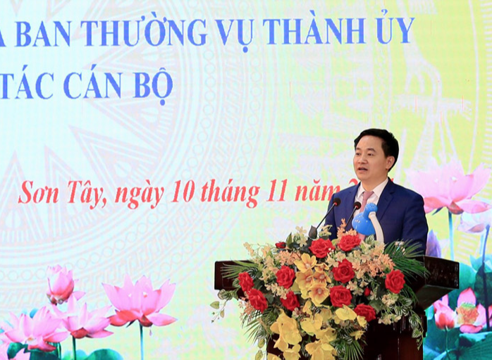 Hà Nội có tân Bí thư Thị uỷ Sơn Tây và Chánh Văn phòng Thành uỷ - Ảnh 2.