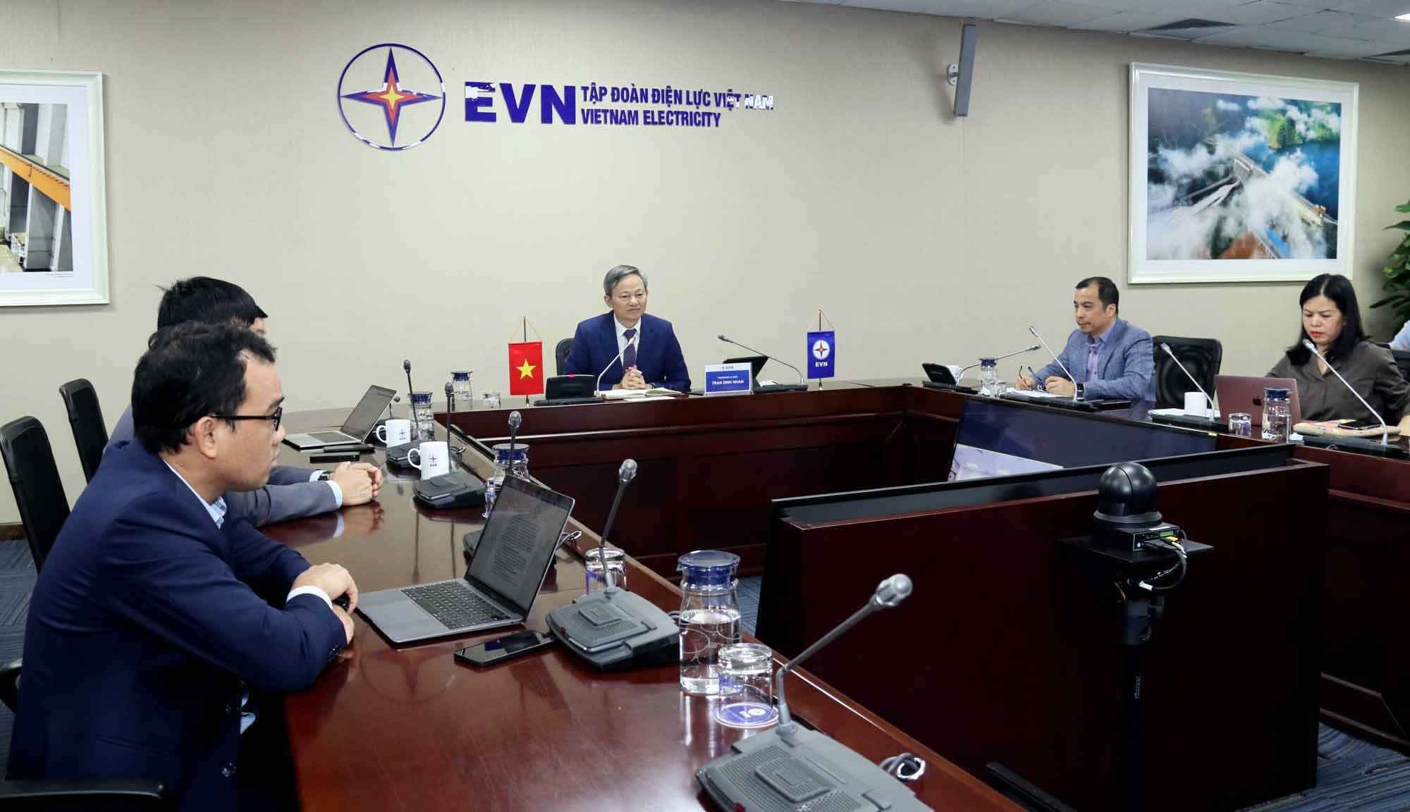 Tập đoàn điện lực Việt Nam (EVN) mua điện từ Lào - Ảnh 1.