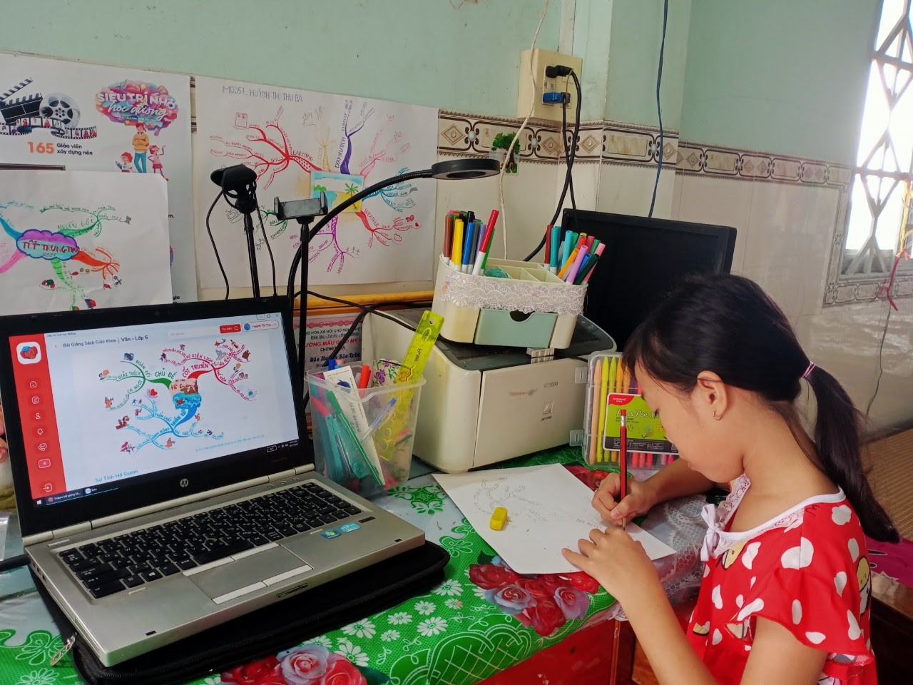Kỷ lục gia Thế giới Nguyễn Phùng Phong: Sơ đồ tư duy là công cụ giúp mỗi học sinh có cách học riêng - Ảnh 4.