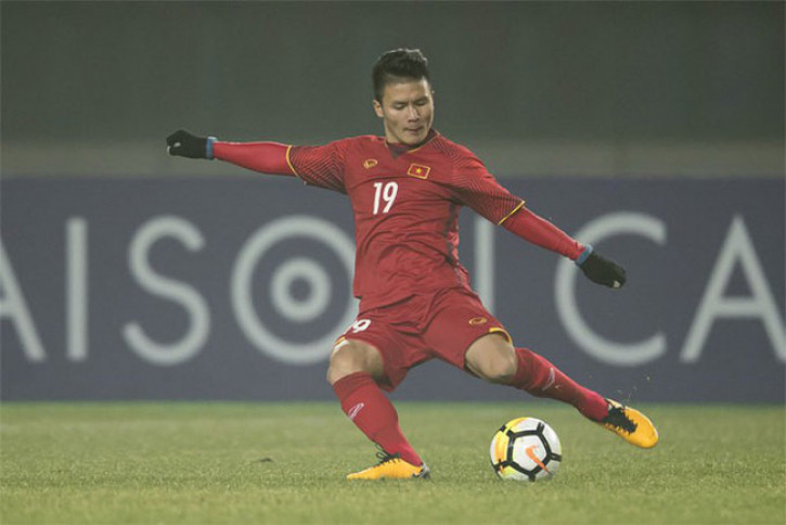 Kết thúc vòng loại World Cup 2022, Quang Hải sang Nhật Bản thi đấu? - Ảnh 1.