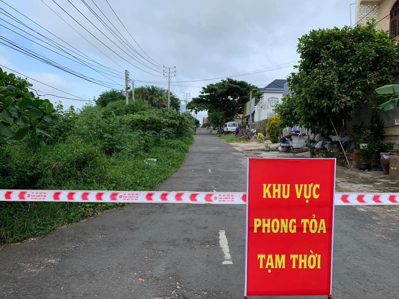 Bình Thuận: Covid -19 lây nhanh ở huyện đảo Phú Quý, sáng 13/11 có thêm gần 40 ca F0  - Ảnh 1.
