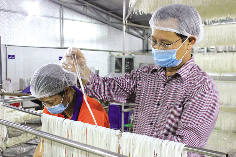 Bắc Ninh: Biến hạt gạo thành sản phẩm OCOP 4 sao, bún sạch Khương Huy tự tin xuất ngoại - Ảnh 1.