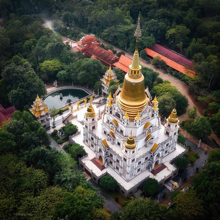 Viếng ngôi chùa nổi tiếng như đi du lịch Thái Lan trên đất Sài thành - Ảnh 6.