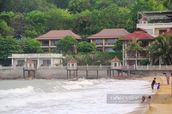 Bất ngờ 'khó tin' khu Resort xây trên mương thoát nước, làm ngập cả phường - Ảnh 4.