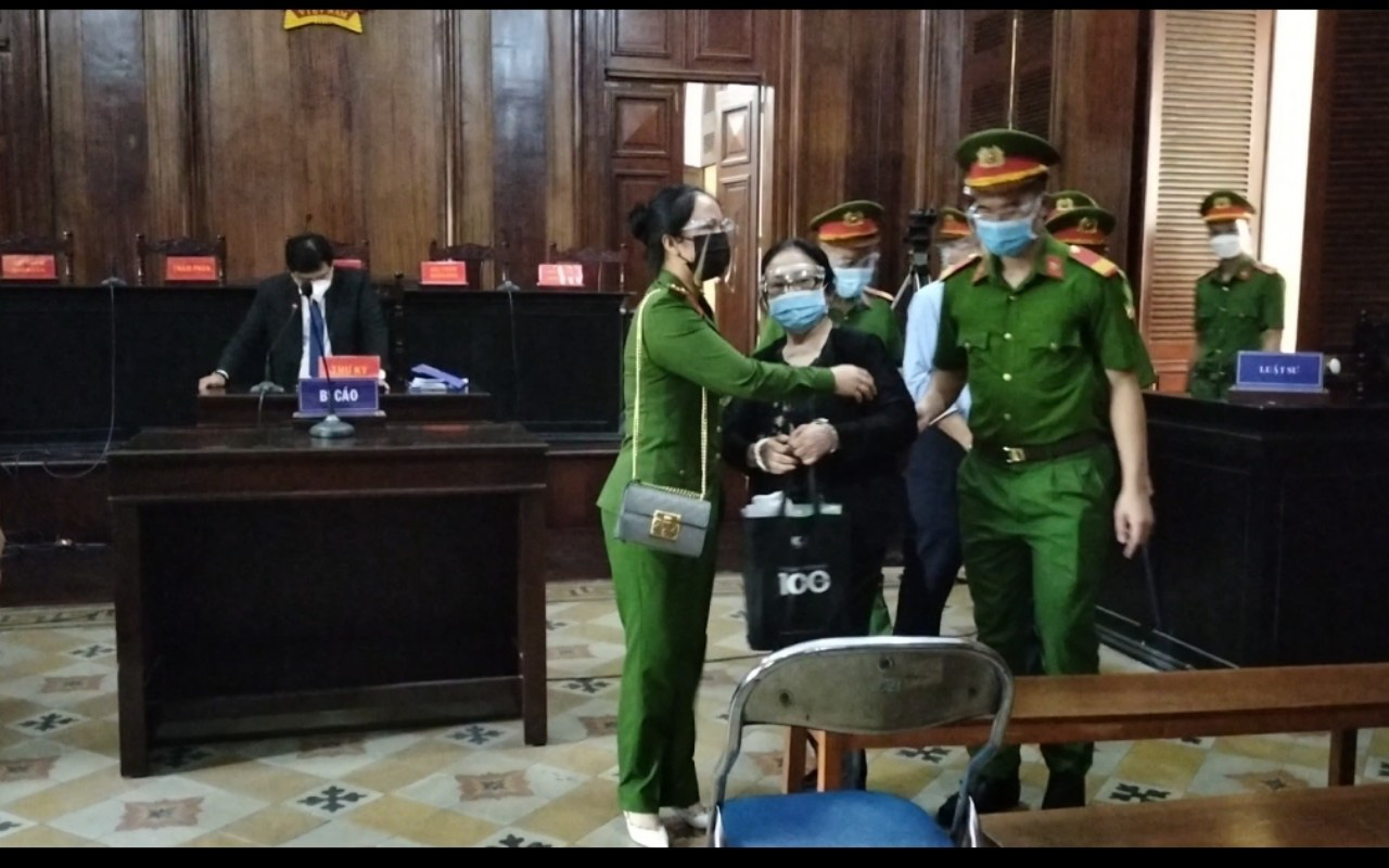 Đang xét xử ông Nguyễn Thành Tài, bà Dương Thị Bạch Diệp và đồng phạm vì gây thiệt hại hơn 186 tỷ đồng