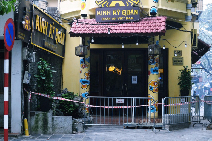 Hà Ná»™i ghi nháºn số ca nhiá»…m cao ká»· lục, hà ng loạt quán ăn, cá»a hà ng ở trung tâm tạm phong toả - Ảnh 6. Hà Ná»™i ghi nháºn số ca nhiá»…m cao ká»· lục, hà ng loạt quán ăn, cá»a hà ng ở trung tâm tạm phong toả - Ảnh 6.
