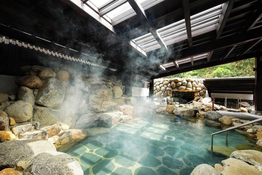 Ích lợi của việc tắm onsen thường xuyên & những lời khuyên từ chuyên gia - Ảnh 4.