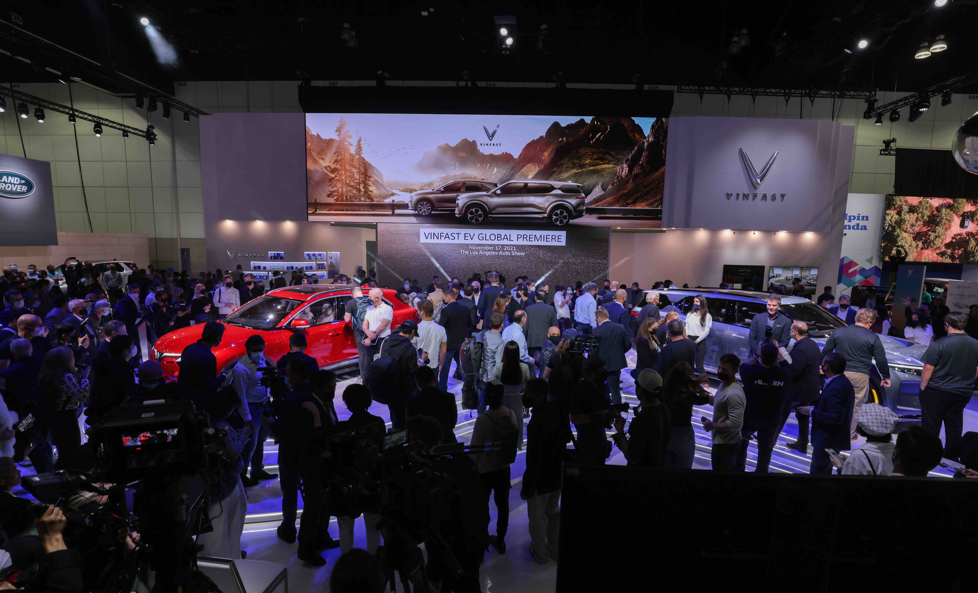 VinFast ra mắt thương hiệu xe điện tại Los Angeles Auto Show 2021 - Ảnh 7.