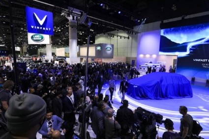 “Soi” chi tiết bộ đôi bom tấn VF e35 và VF e36 vừa chính thức trình làng tại LA Auto Show 2021 - Ảnh 13.