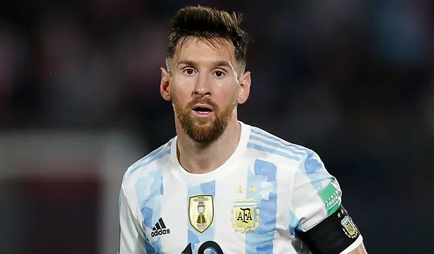 Argentina đoạt vé sớm, Messi đề nghị ưu tiên cho PSG - Ảnh 1.