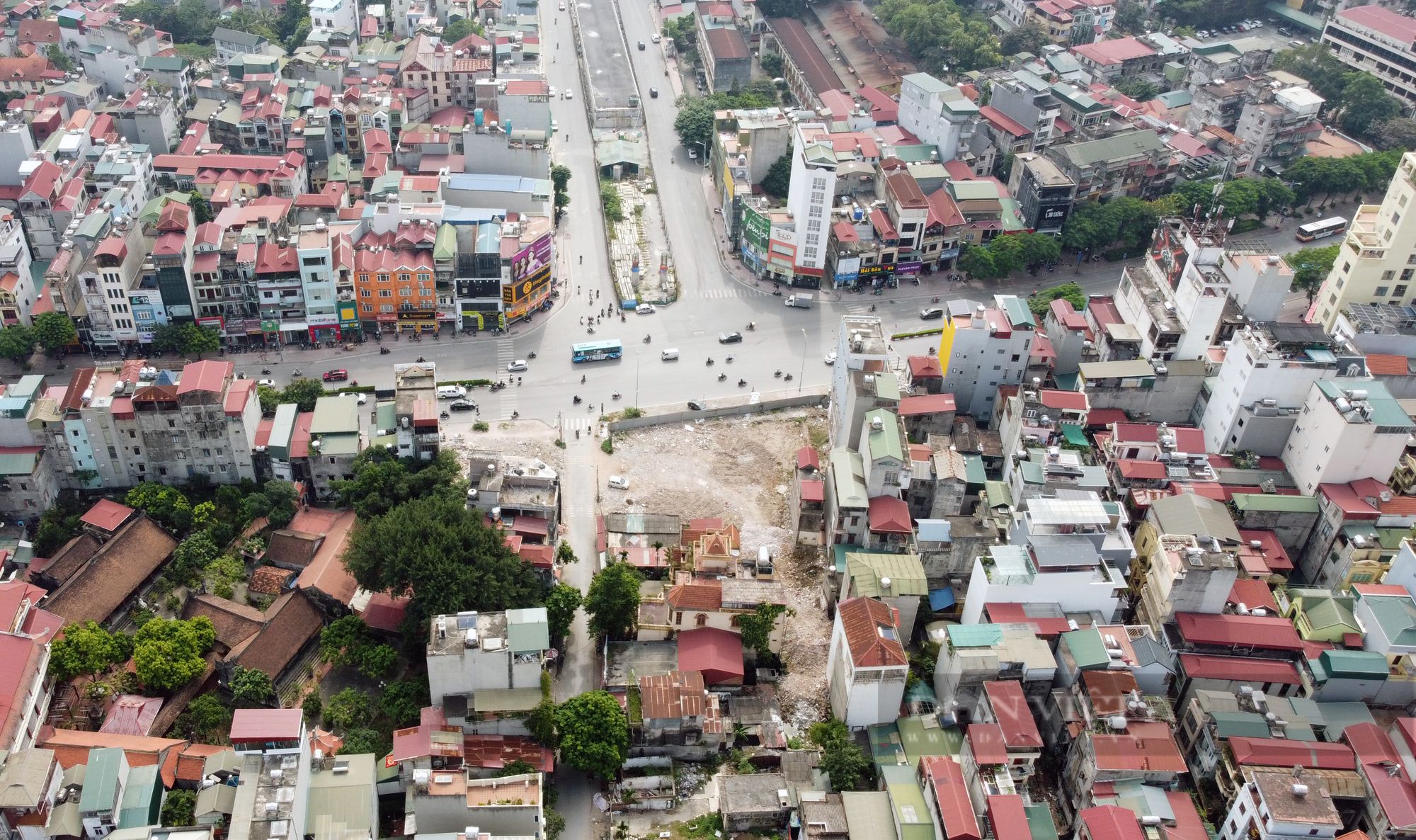 &quot;Tuyến đường 40m&quot; có giá nghìn tỷ đồng ở Hà Nội loay hoay giải phóng mặt bằng - Ảnh 3.