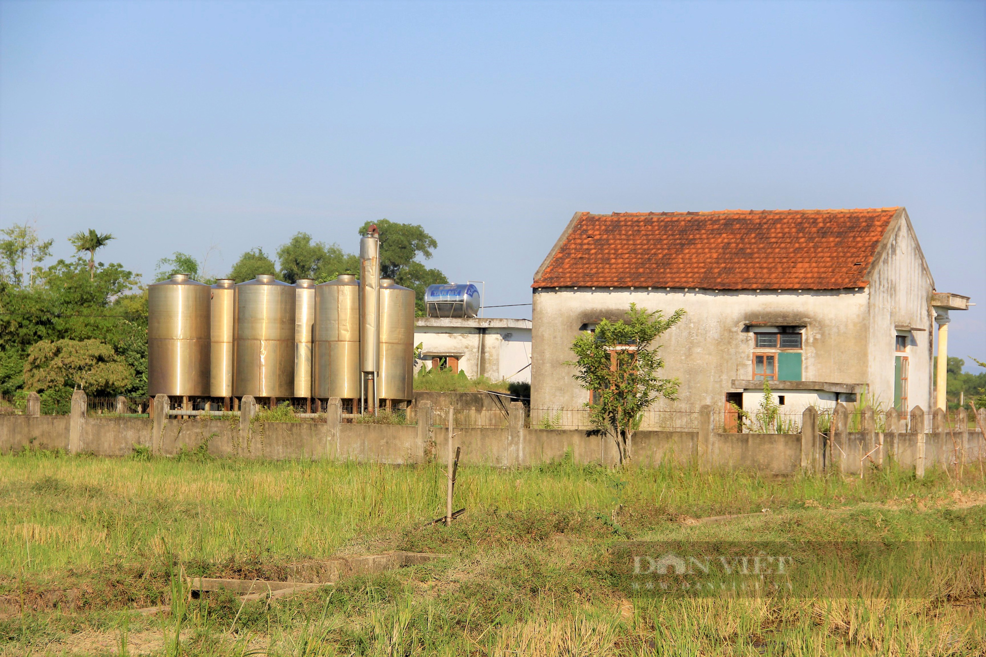 Hà Tĩnh: Nhà máy nước 6 tỷ bỏ hoang, hơn 2.000 hộ dân “khát” nước sạch - Ảnh 2.