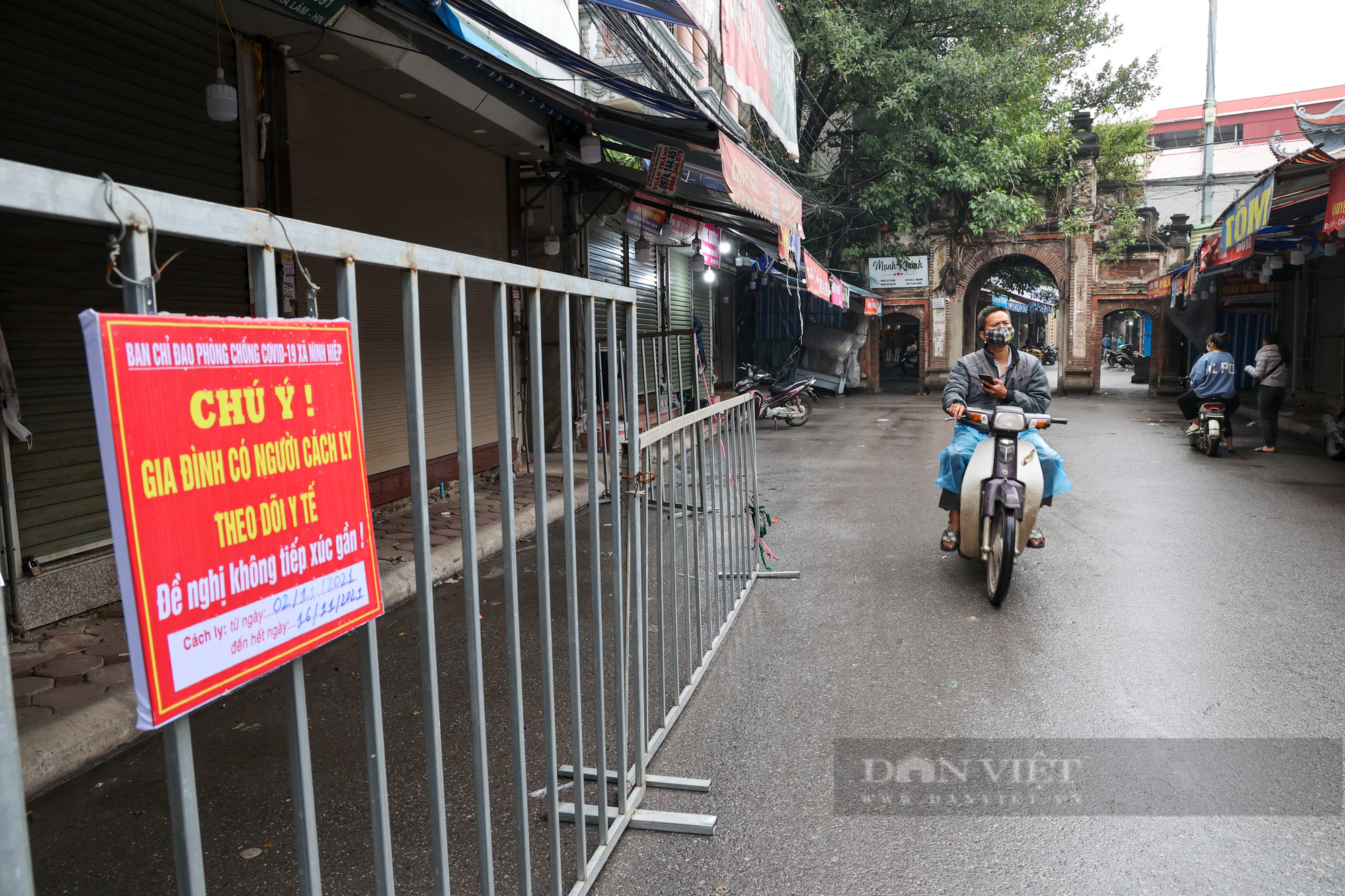 Hà Nội đóng cửa chợ vải lớn nhất miền Bắc, khẩn trương lấy mẫu xét nghiệm hơn 4000 người - Ảnh 2.