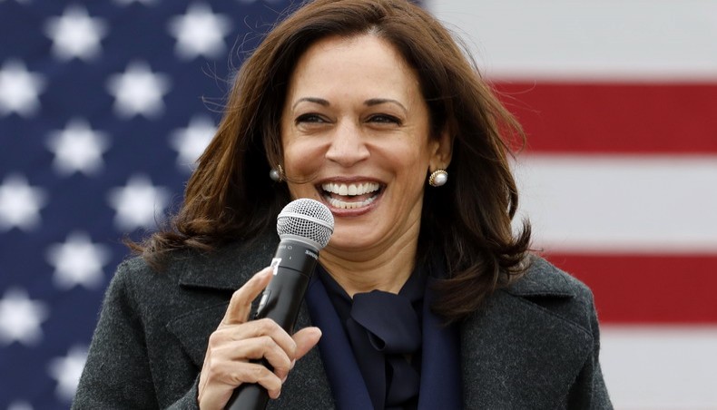 Trong 85 phút, Kamala Harris trở thành người phụ nữ đầu tiên nắm quyền tổng thống Mỹ - Ảnh 1.