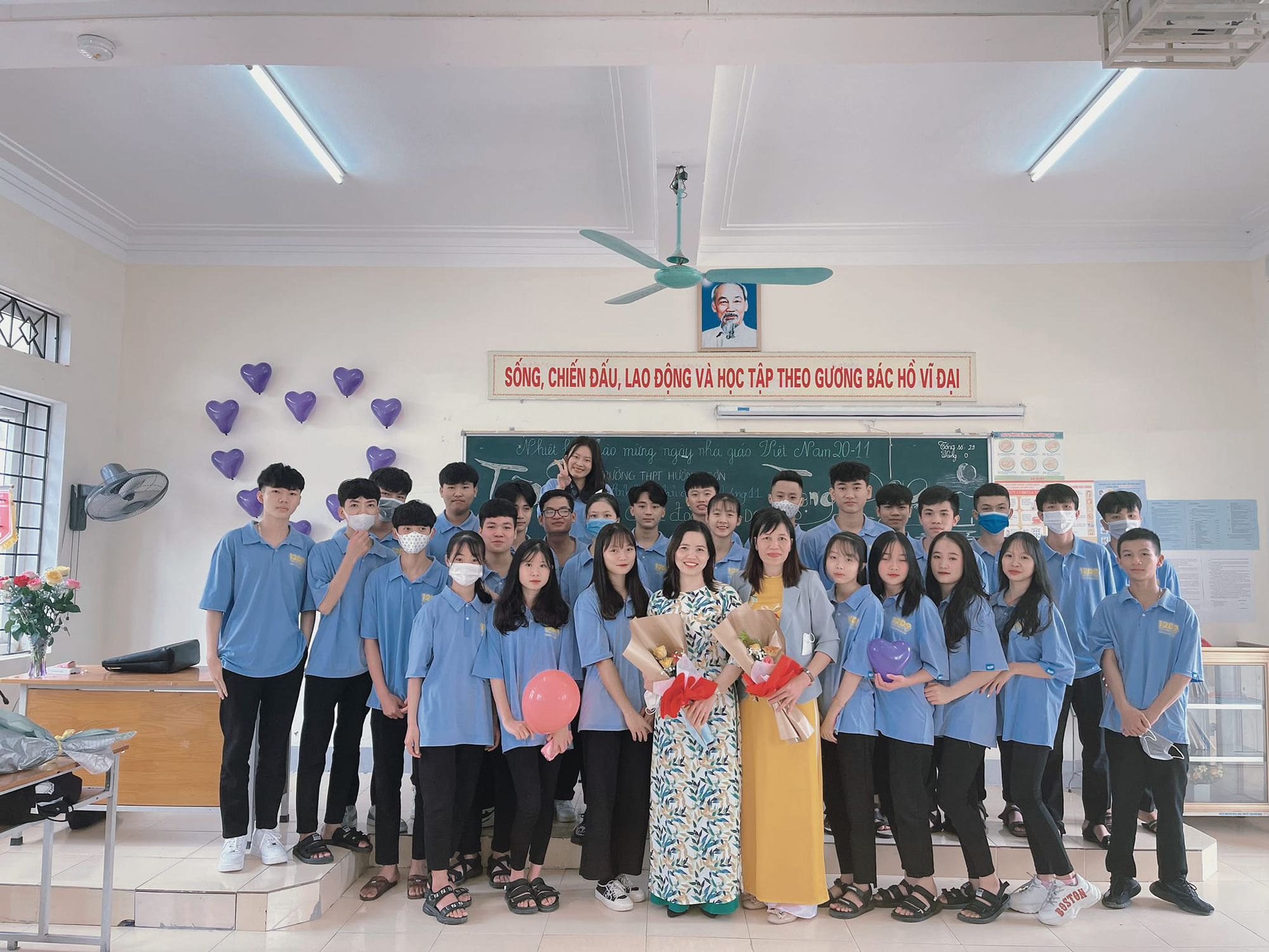 Xúc động những lời yêu thương, tri ân gửi đến thầy cô giáo nhân ngày Nhà giáo Việt Nam 20/11 - Ảnh 2.