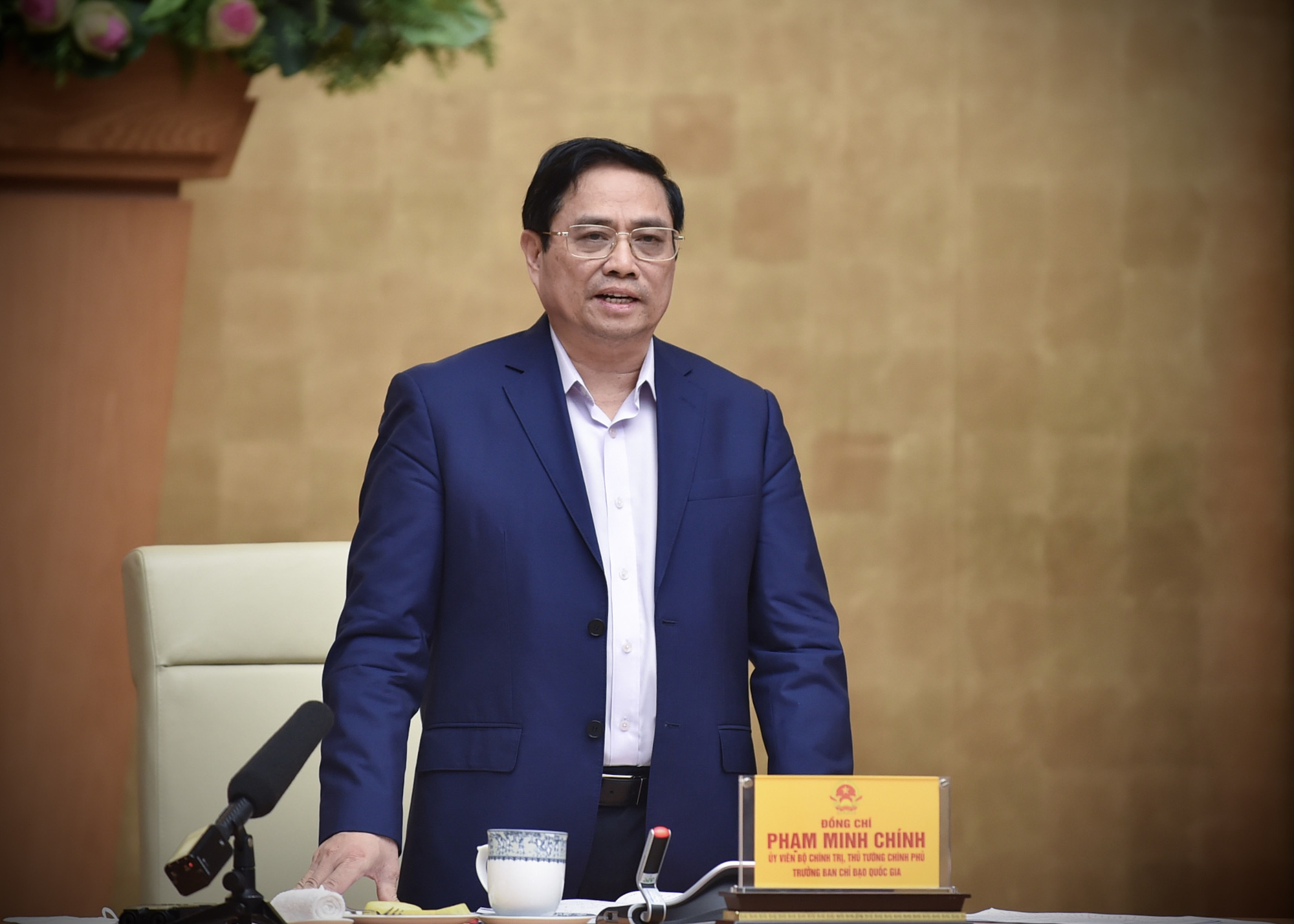 Thủ tướng Phạm Minh Chính: Chuyển trạng thái thì chấp nhận có ca nhiễm mới nhưng kiểm soát rủi ro - Ảnh 1.