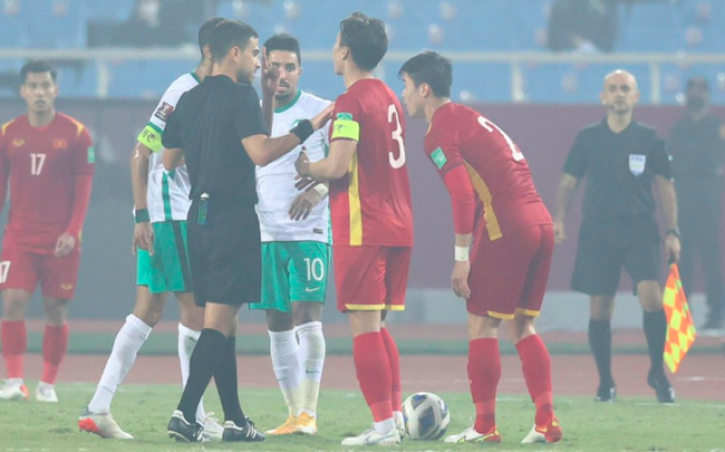 Saudi Arabia tố cáo lên AFC trận gặp ĐT Việt Nam “có mùi”? - Ảnh 1.